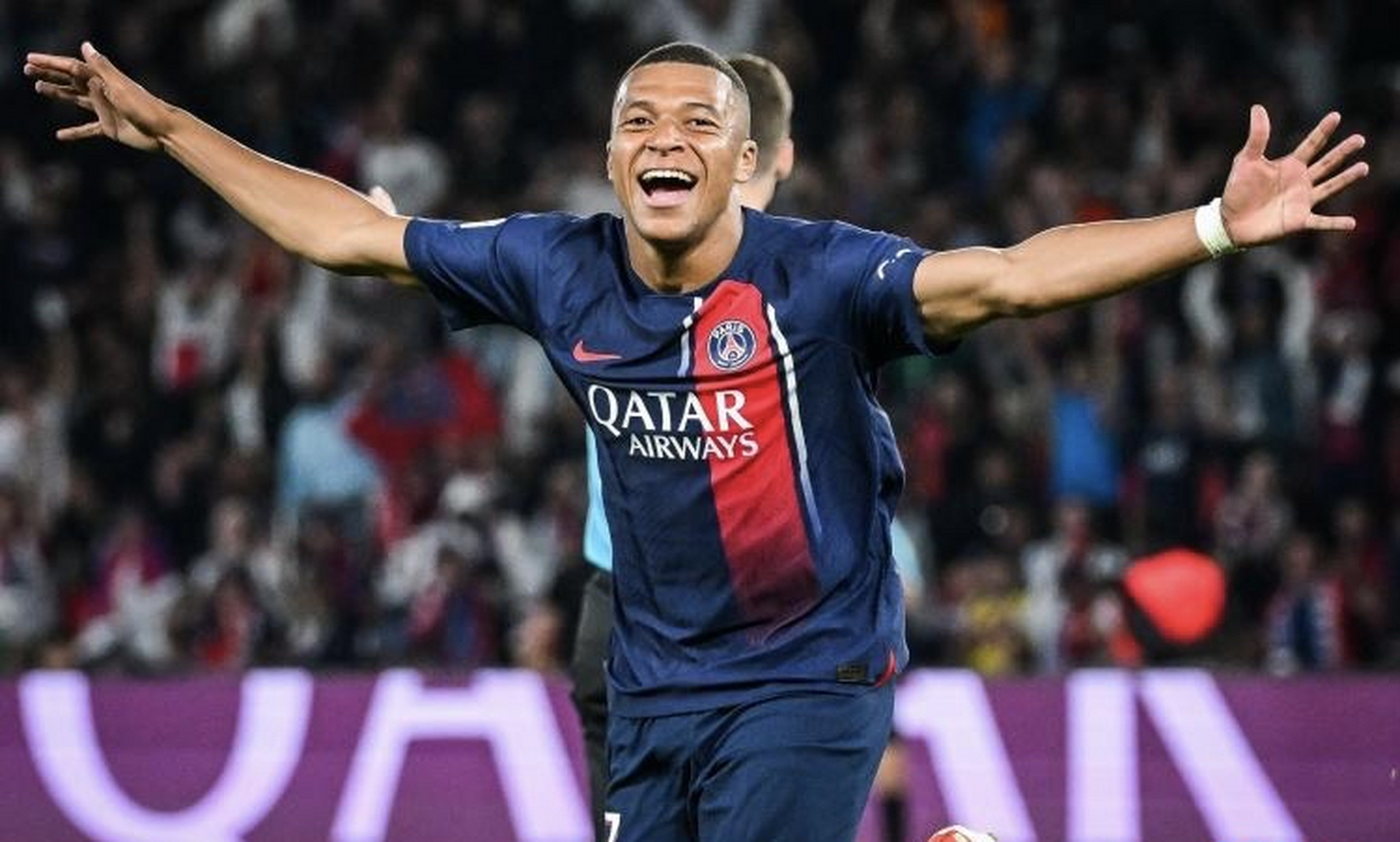 南宫28-包含姆巴佩连续二十场比赛得分超过赛况扑朔迷离，巴黎圣日耳曼挑战极限！的词条