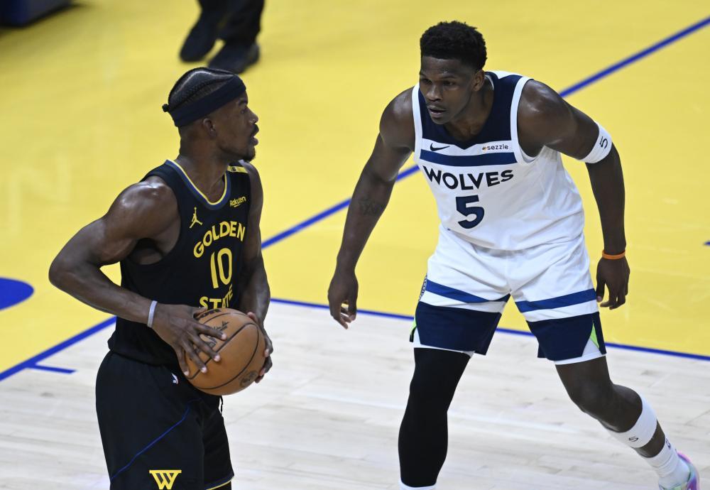 南宫28-包含巴特勒连续三场比赛得分超过挺进下一轮，勇士挑战极限！的词条